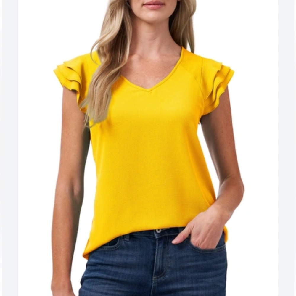 Cece Flutter Sleeve V-Neck Top/Blouse. Small. Bright yellow.